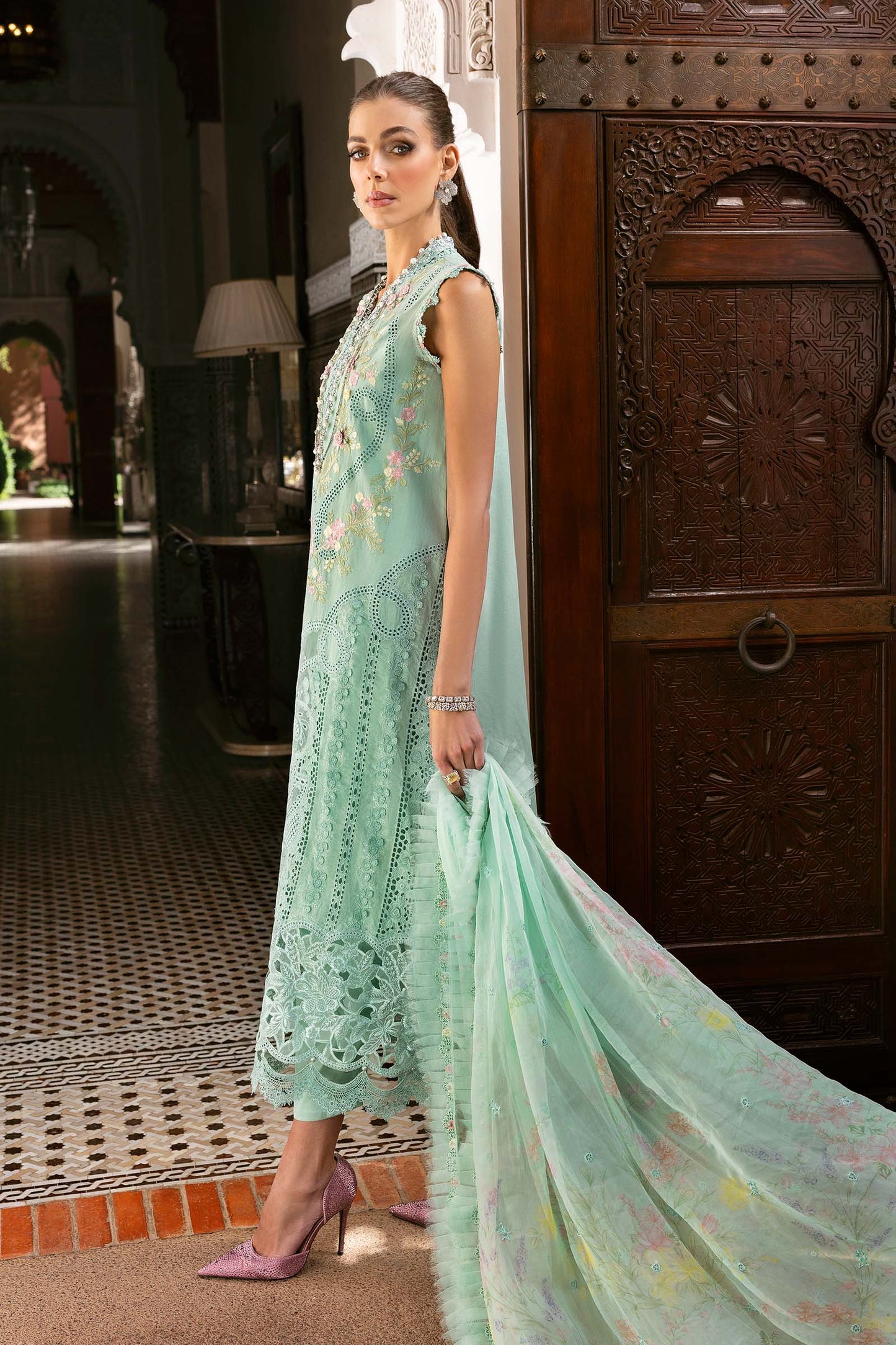 Maria B - Noorani