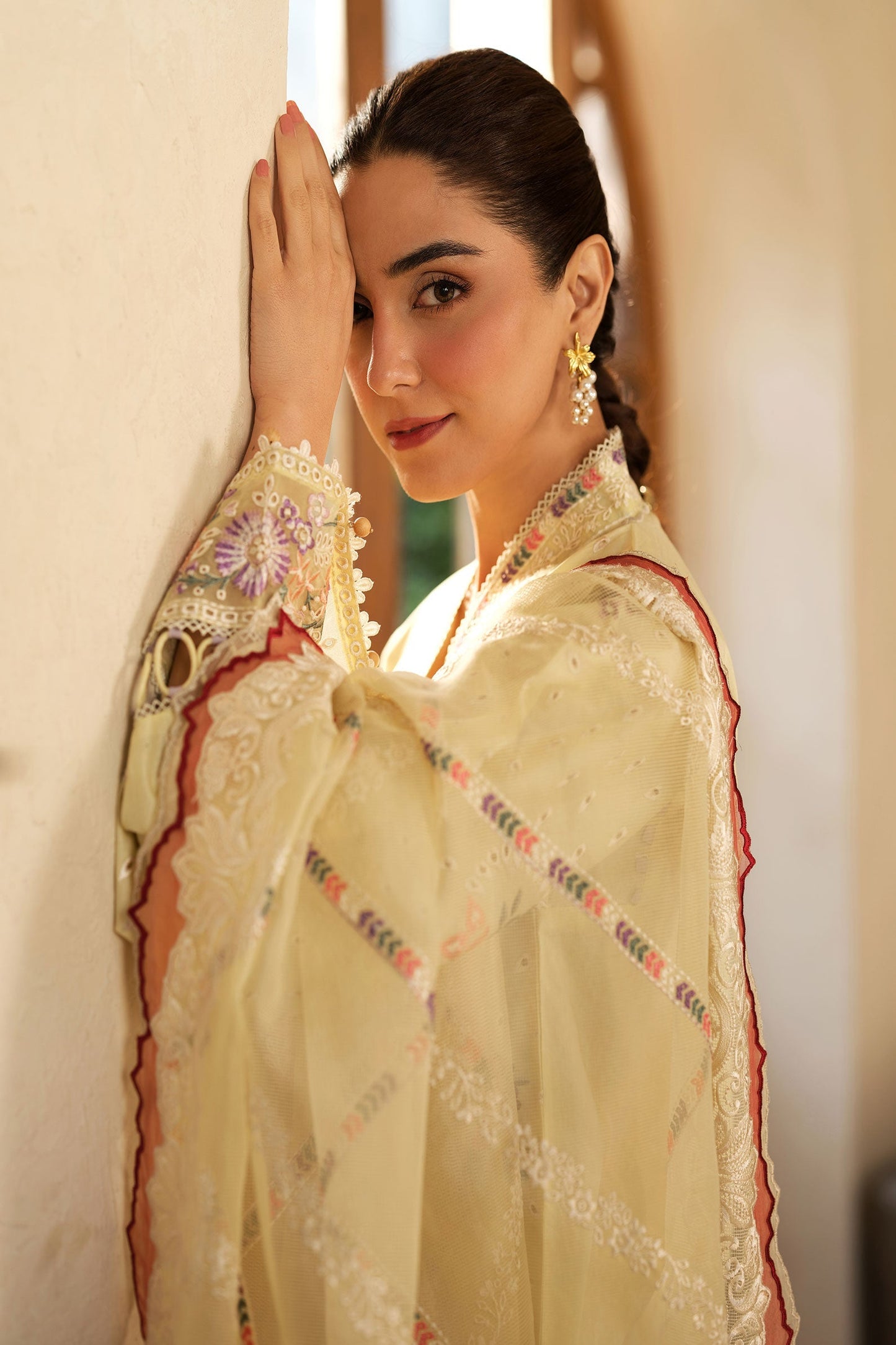 Maryam Hussain - Zariah