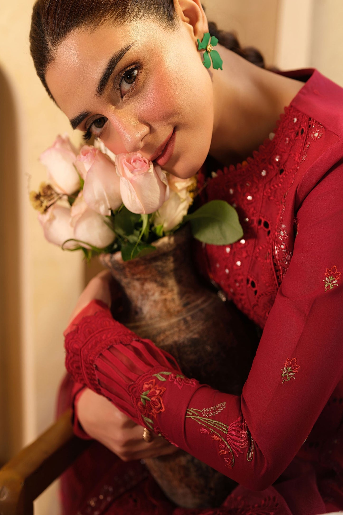 Maryam Hussain - Ravina