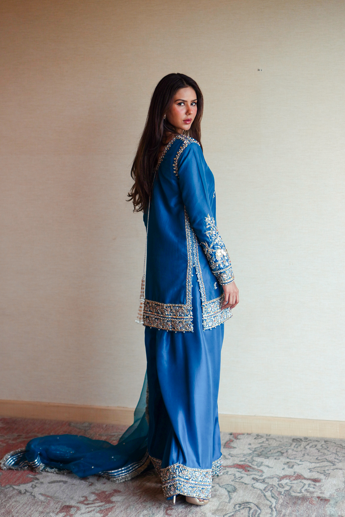 Erum Khan - Neelara