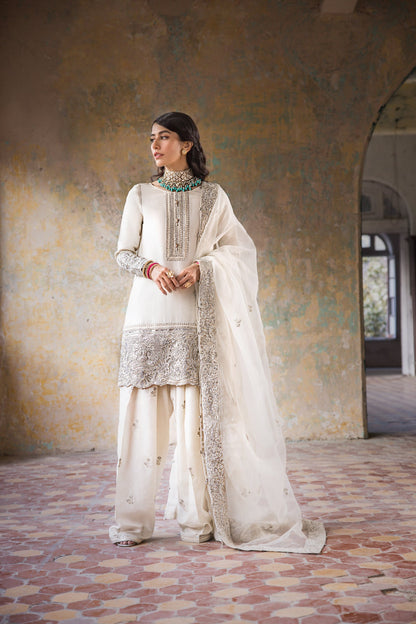 Erum Khan -  Ivory