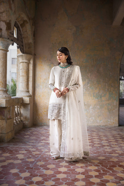 Erum Khan -  Ivory