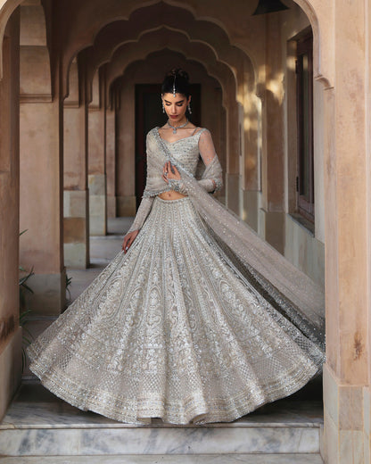 Faiza Saqlain - Silver Dream