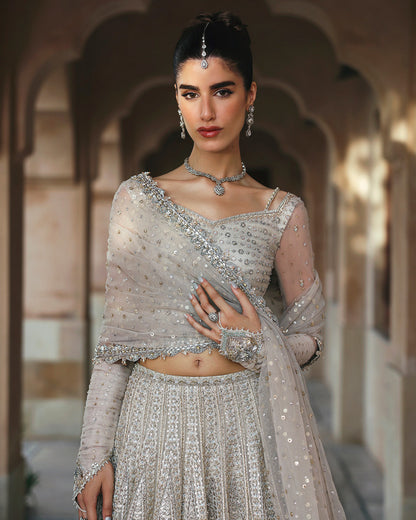 Faiza Saqlain - Silver Dream