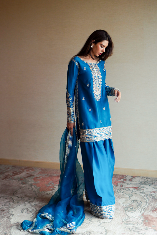 Erum Khan - Neelara